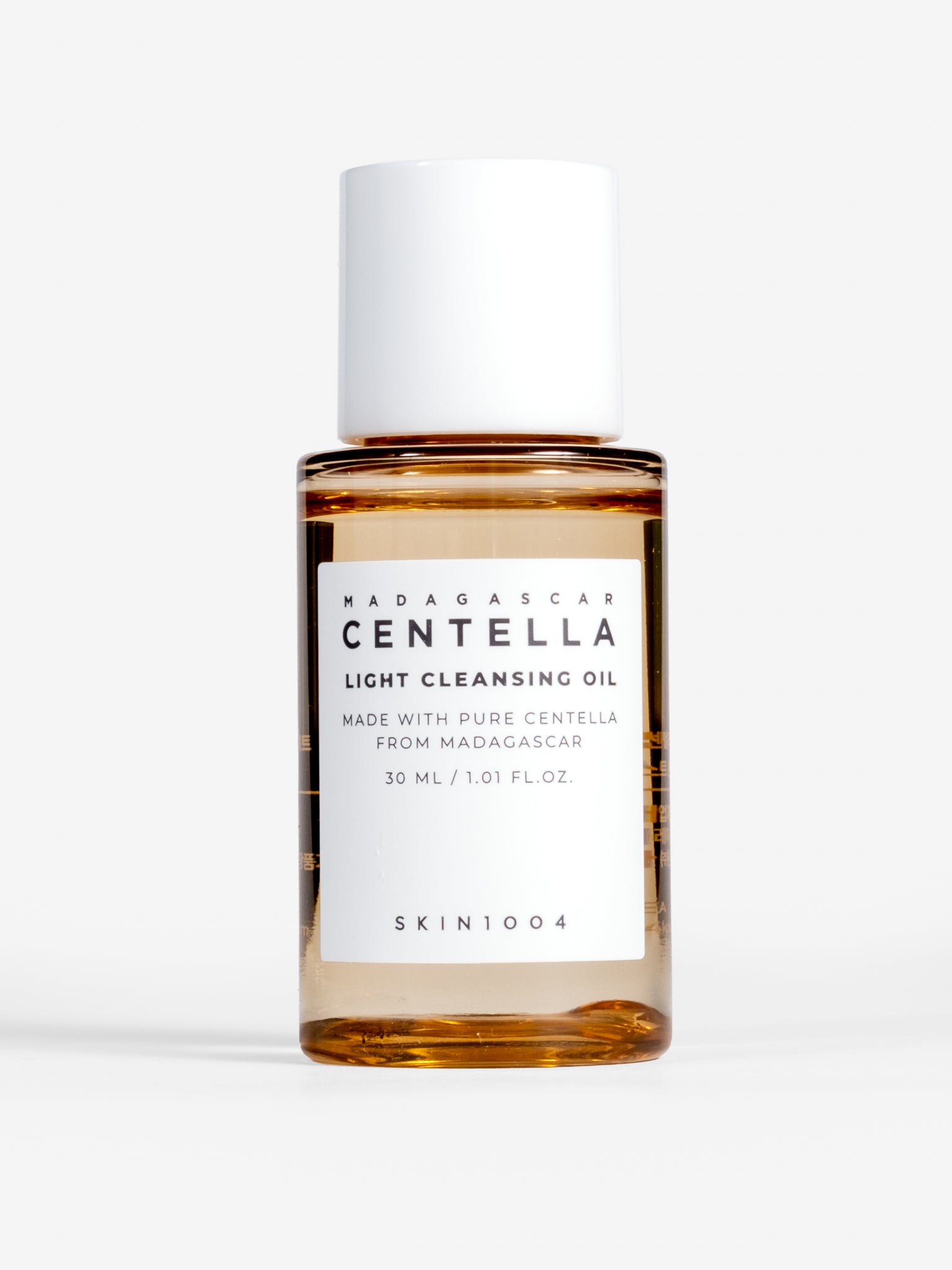 skin1004 Madagascar Centella light cleansing oil 30ml on a white background